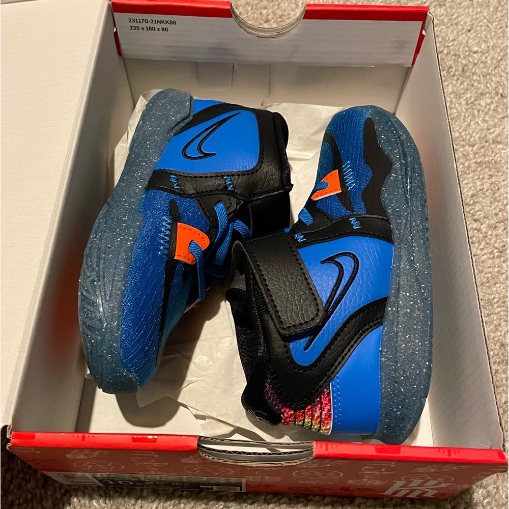 Brand New Kyrie Infinity SE Nike sneaker